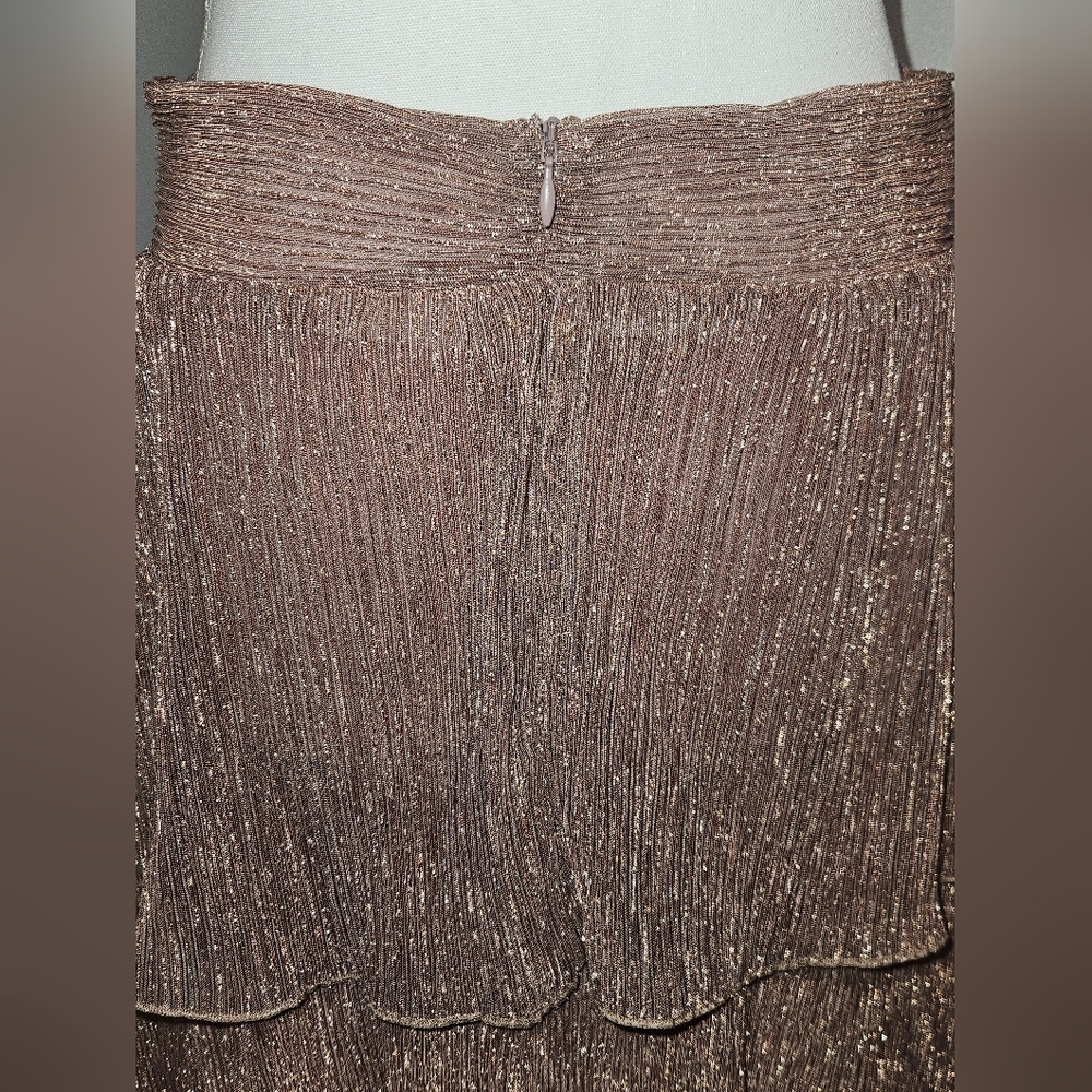 Line & Dot Elegant Shimmer Brown Backless Tiered Party Maxi Dress Womens Size M - Picture 6 of 10